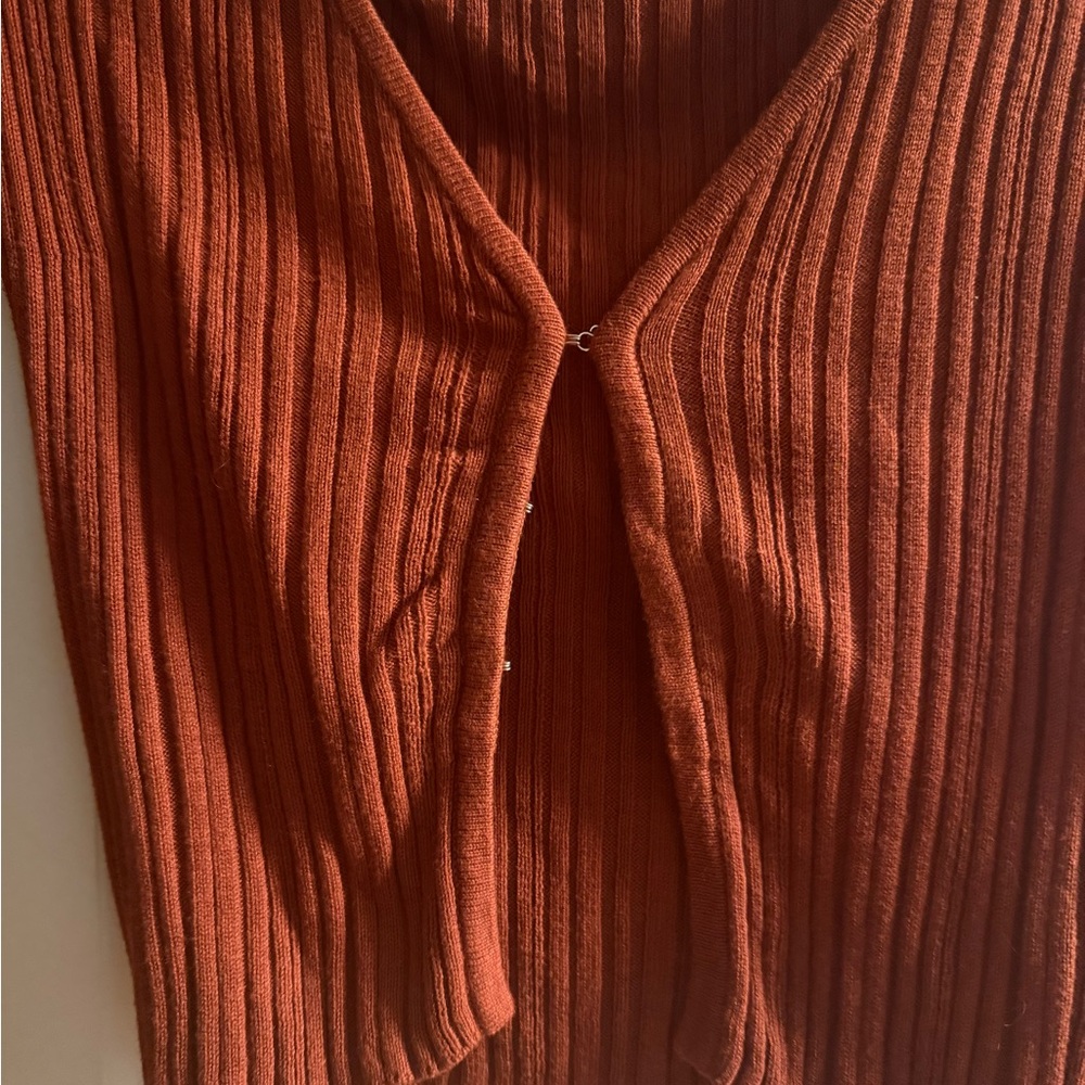 Urban Outfitters Rust Ribbed Knit Top - Picture 7 of 9